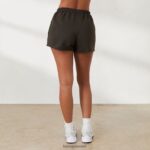 Lounge hiki shortsit x jess hunt pesty mustaksi vaatteet naiset D46R26806 - Image 2