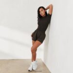 Lounge hiki shortsit x jess hunt pesty mustaksi vaatteet naiset D46R26806 - Image 3