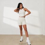 Lounge ribbed racer back top x jess hunt luonnonvalkoinen vaatteet naiset D46R26814 - Image 5