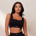 Lounge välttämätön crop top & shortsit setti musta vaatteet naiset D46R26858 - Image 6
